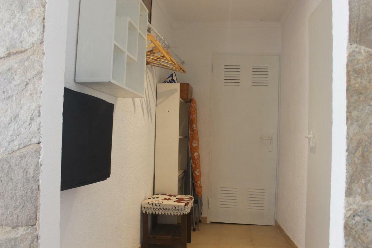 Romani,26 Olivella Extérieur photo
